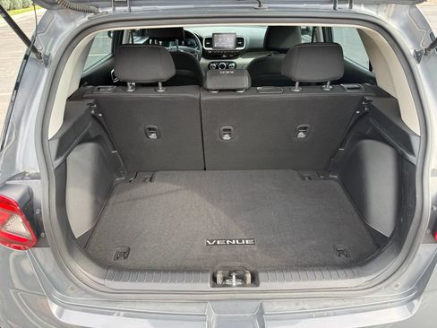 Used 2023 Hyundai Venue SEL w/ Cargo Package FWD image 15