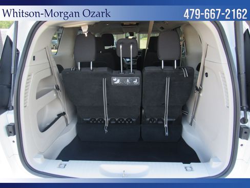 Used 2018 Chrysler Pacifica Touring Plus w/ Tire & Wheel Group image 26