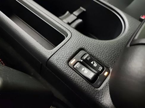 Used 2021 Subaru WRX Limited image 31