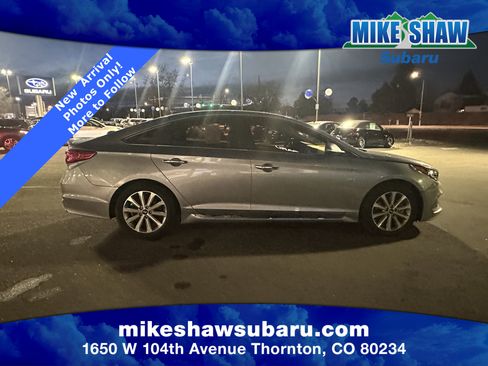Used 2017 Hyundai Sonata Limited w/ Ultimate Package 04 image 19