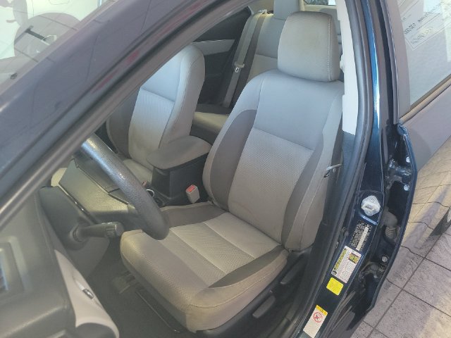 Used 2017 Toyota Corolla LE FWD image 11
