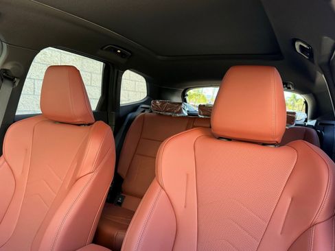 New 2026 BMW X1 xDrive28i w/ Technology Package image 22