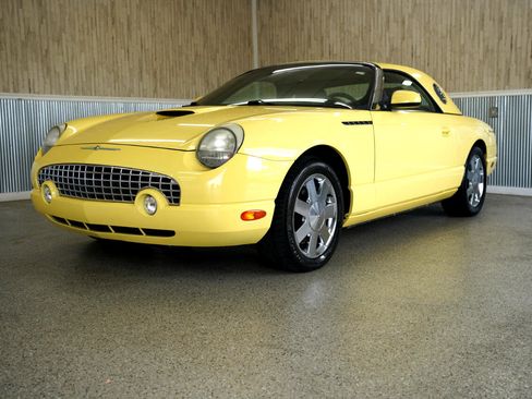Used 2002 Ford Thunderbird 2dr Conv w/Hardtop Premium image 4