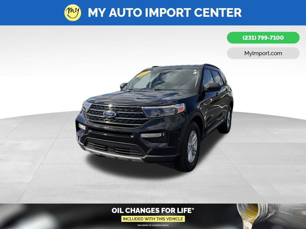 Used 2021 Ford Explorer XLT w/ Equipment Group 202A AWD/4WD image 3