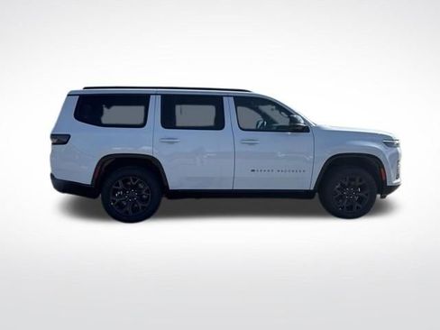 New 2026 Jeep Grand Wagoneer Limited w/ Premium Group II AWD/4WD image 5