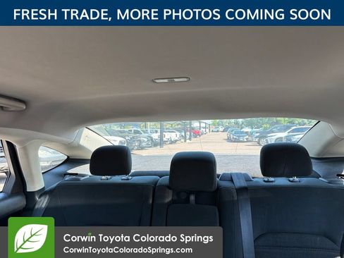Used 2020 Ford Fusion SE FWD image 11