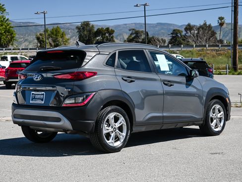 Used 2023 Hyundai Kona SEL image 4