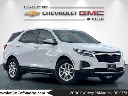 Used 2024 Chevrolet Equinox LT image 1