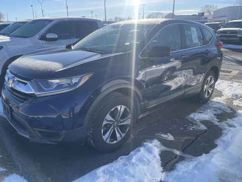 Used 2018 Honda CR-V LX image 3