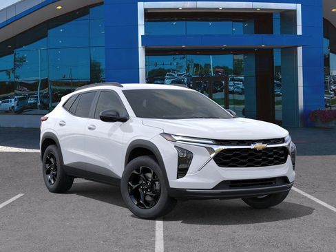 New 2026 Chevrolet Trax LT w/ Driver Confidence Package image 37