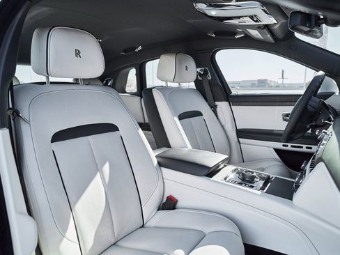 Used 2023 Rolls-Royce Ghost Base w/ Ghost Package image 48