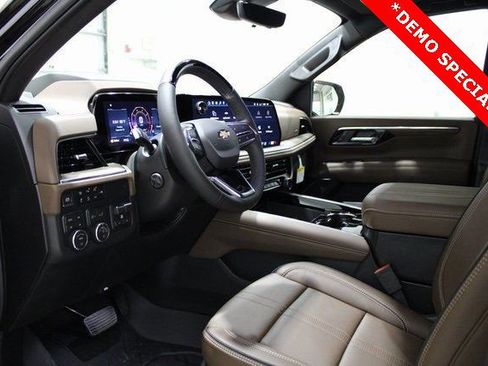 New 2026 Chevrolet Tahoe High Country image 3