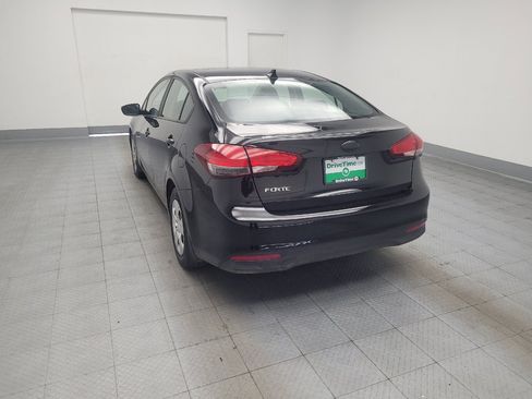Used 2018 Kia Forte LX FWD image 6