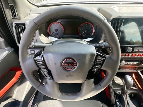 New 2026 Nissan Frontier PRO-4X w/ Pro-4x Convenience Package image 11