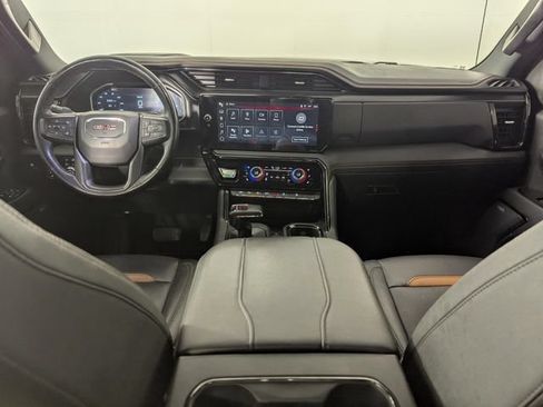 Used 2024 GMC Sierra 1500 AT4 w/ Technology Package AWD/4WD image 21