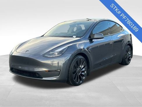 Used 2023 Tesla Model Y Performance image 3