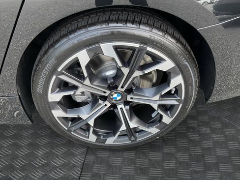 Certified 2025 BMW 330i Sedan w/ Premium Package image 22