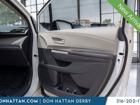 Used 2022 Toyota Sienna LE FWD image 28