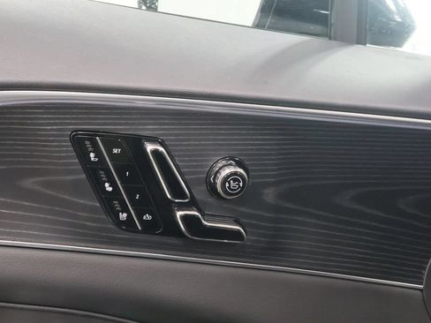 Used 2025 Cadillac Lyriq Luxury w/ LPO, Floor Liner Package AWD/4WD image 22