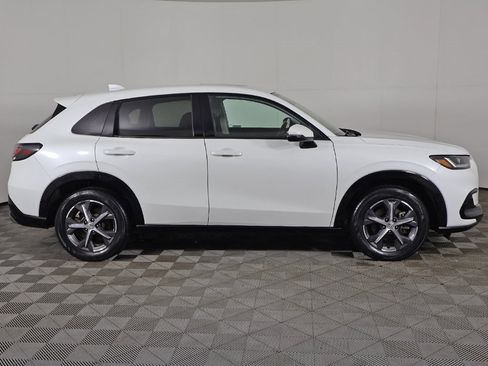 Used 2023 Honda HR-V EX-L image 18