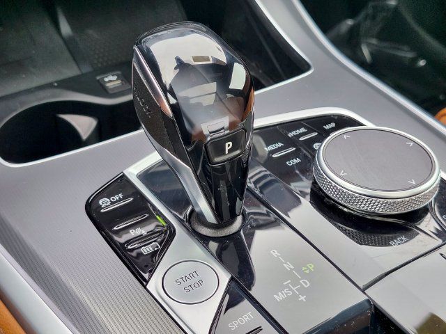Used 2021 BMW X5 xDrive45e w/ Premium Package AWD/4WD image 31