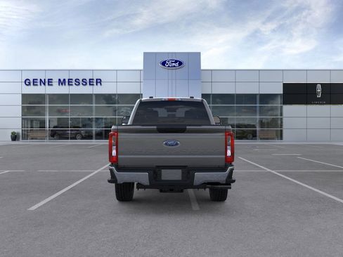 New 2026 Ford F250 XLT w/ FX4 Off-Road Package image 25