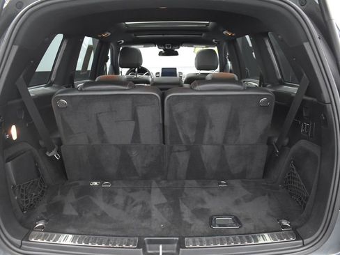 Used 2019 Mercedes-Benz GLS 450 4MATIC image 10