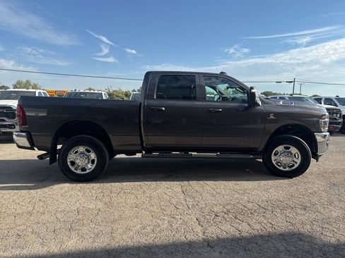 New 2025 RAM 2500 Tradesman AWD/4WD image 11