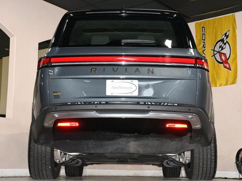Used 2023 Rivian R1S Launch Edition AWD/4WD image 82