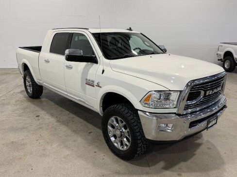 Used 2016 RAM 3500 Laramie Longhorn image 6