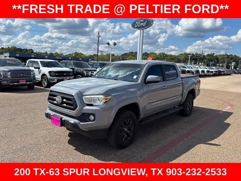 Used 2020 Toyota Tacoma SR5 RWD image 3