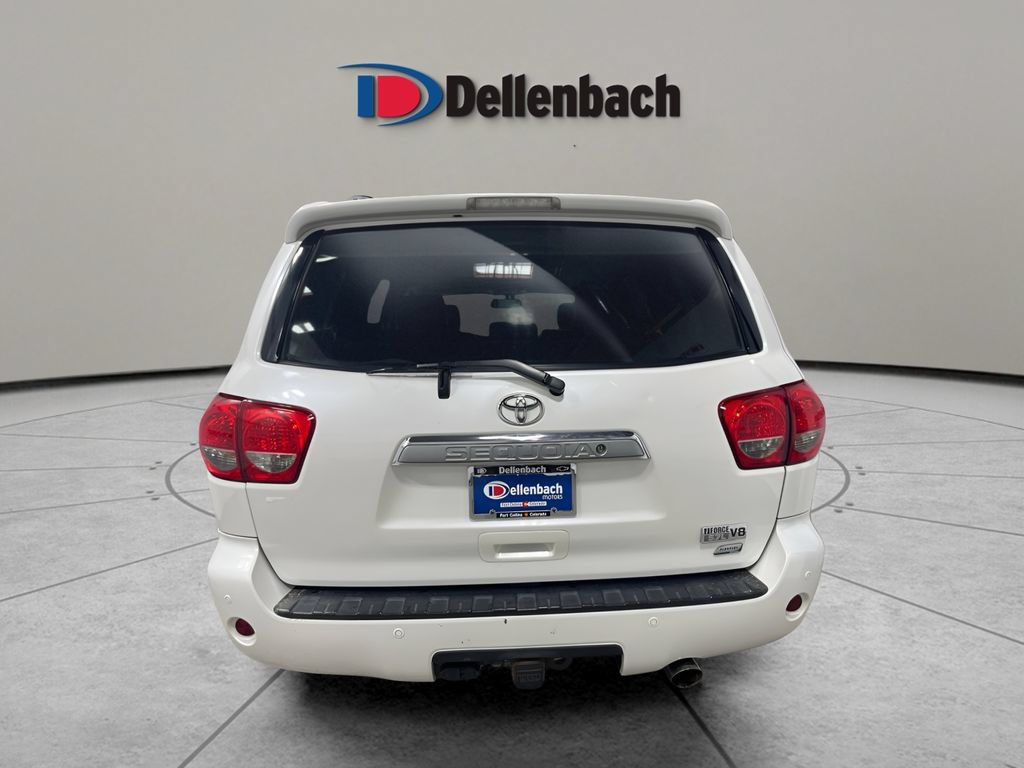 Used 2011 Toyota Sequoia Platinum AWD/4WD image 4