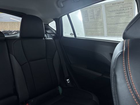 Certified 2024 Subaru Crosstrek 2.5i Limited AWD/4WD image 14
