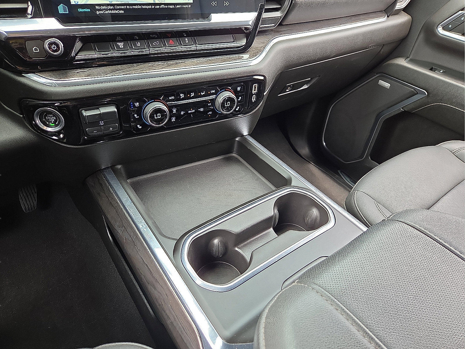 Used 2024 Chevrolet Silverado 2500 LTZ w/ LTZ Convenience Package AWD/4WD image 25