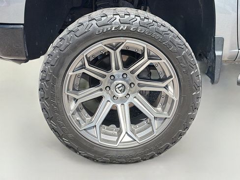 Used 2023 Chevrolet Silverado 1500 LT Trail Boss w/ Convenience Package II image 38