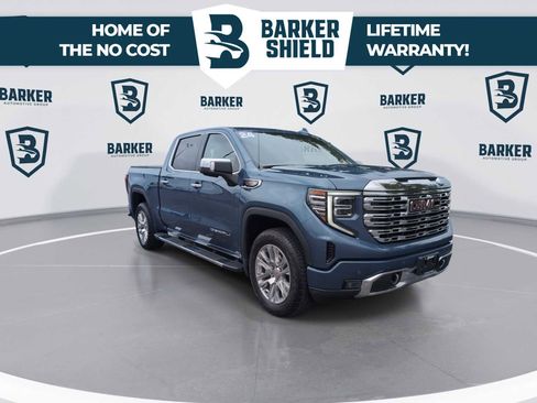 Used 2024 GMC Sierra 1500 Denali w/ Technology Package AWD/4WD image 2