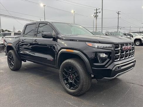 New 2026 GMC Canyon AT4 image 2