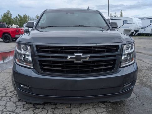 Used 2019 Chevrolet Suburban Premier AWD/4WD image 8