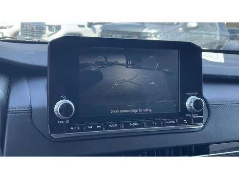 Used 2023 Mitsubishi Outlander ES image 27