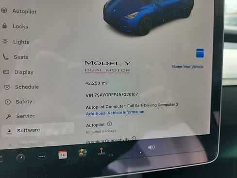 Used 2022 Tesla Model Y Performance image 5
