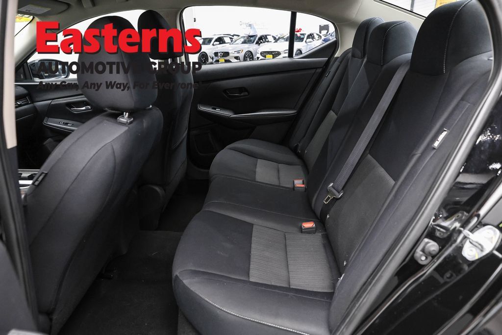 Used 2024 Nissan Sentra SV w/ All-Weather Package FWD image 23