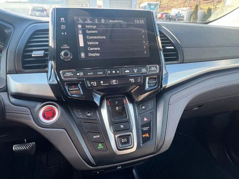 Used 2018 Honda Odyssey EX-L image 17