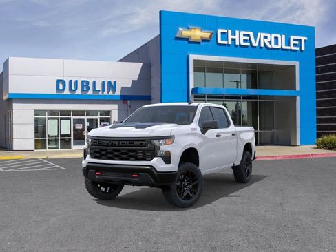 New 2026 Chevrolet Silverado 1500 Custom Trail Boss w/ LPO, Dark Essentials Package AWD/4WD image 9