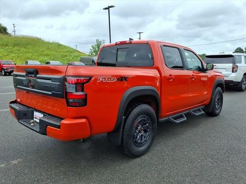 Used 2025 Nissan Frontier PRO-4X AWD/4WD image 6