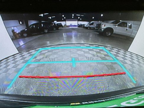 Used 2022 Toyota Corolla XLE image 18