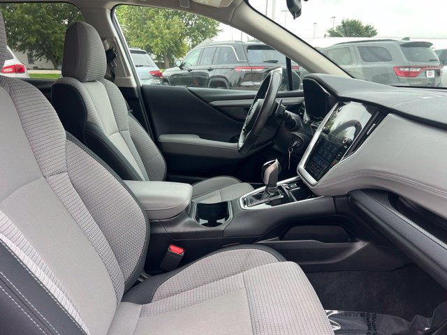 Used 2024 Subaru Outback Premium AWD/4WD image 12