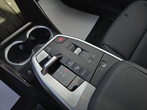 Used 2025 BMW X2 xDrive28i image 22