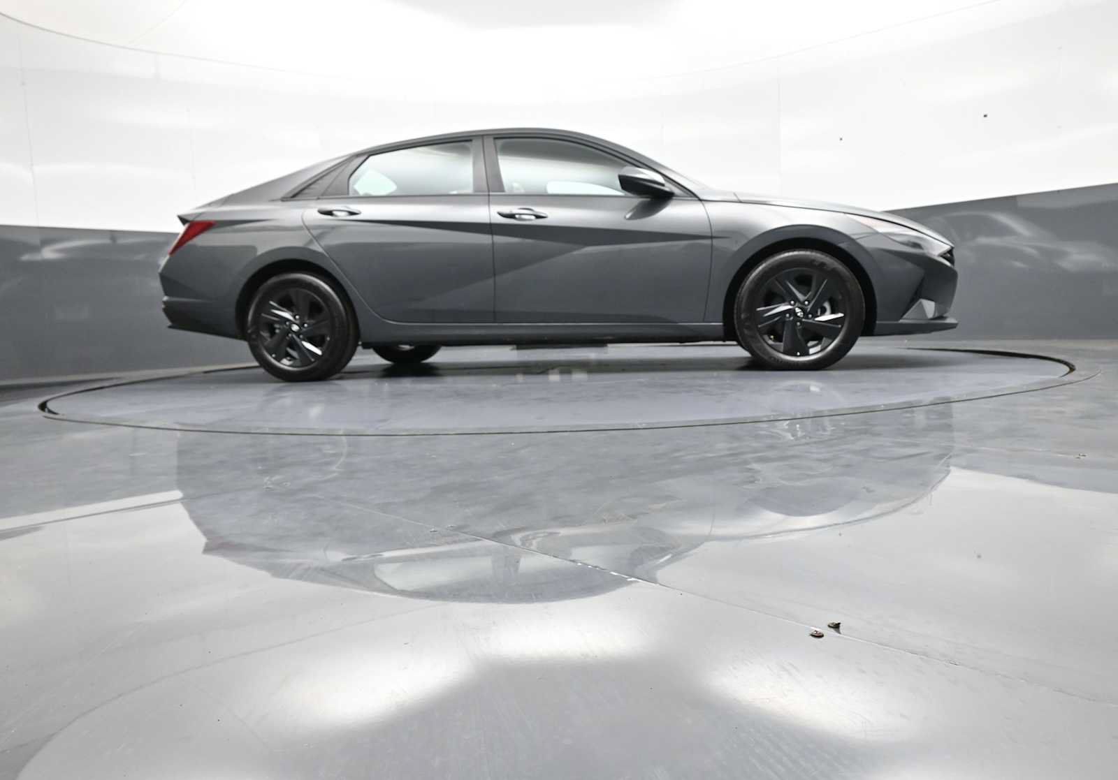 Certified 2023 Hyundai Elantra SEL FWD image 27