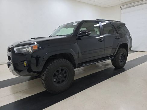 Used 2020 Toyota 4Runner TRD Off-Road Premium w/ Moonroof Package image 1