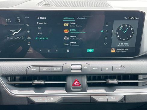 Used 2025 Kia K4 EX image 33